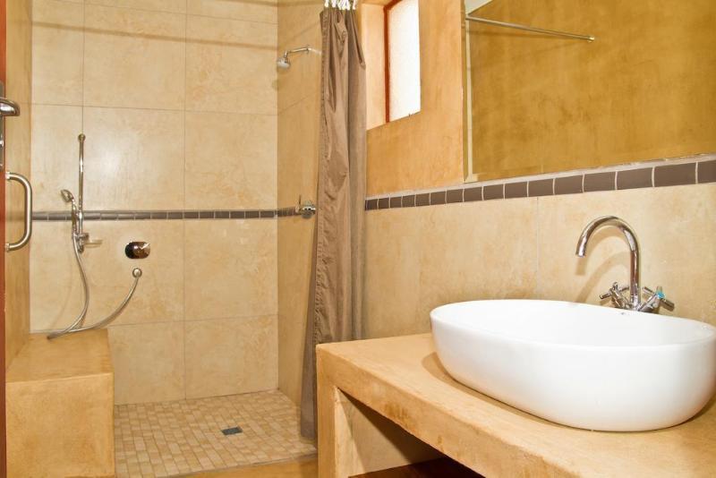 Cest Si Bon Hotel Otjiwarongo Buitenkant foto